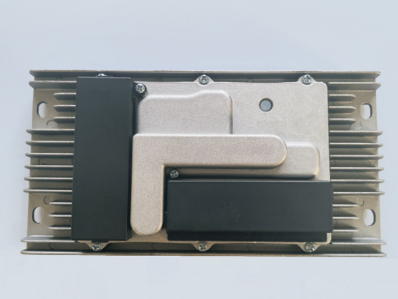 方波壓縮機(jī)控制器